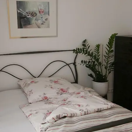 Lindenwirtin Guest house Neulewin