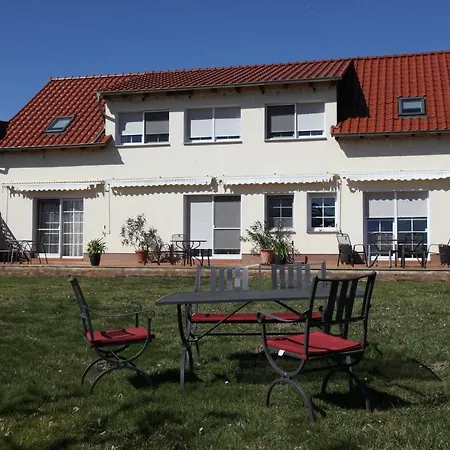 Lindenwirtin * Neulewin