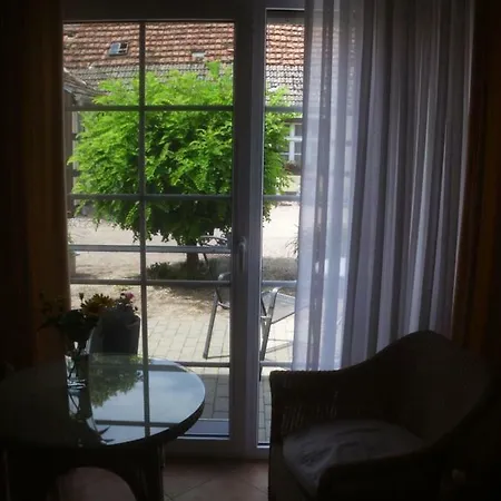 Lindenwirtin Guest house *