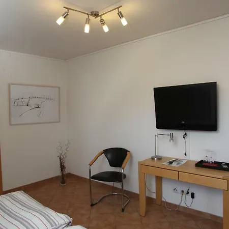 Lindenwirtin Guest house *